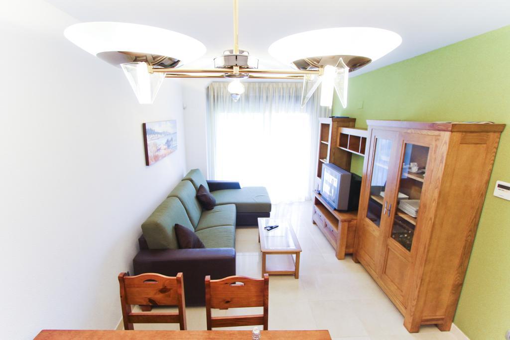 살루 J Tramuntana Planet Costa Dorada 아파트 객실 사진