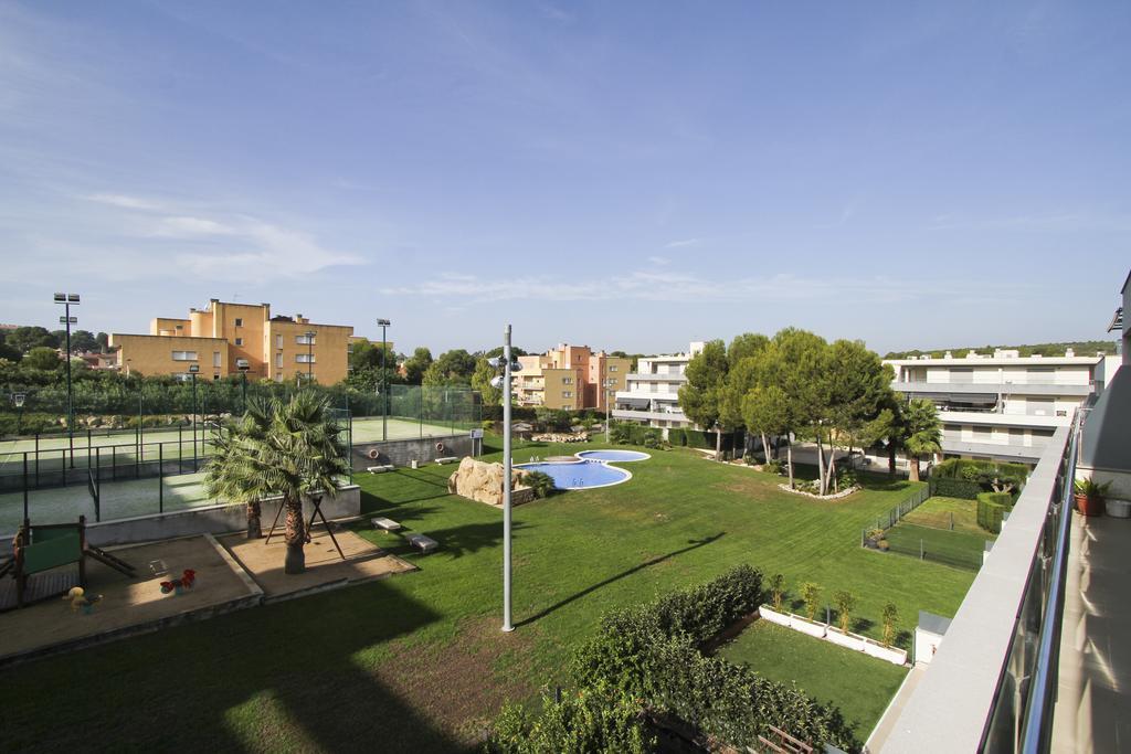 살루 J Tramuntana Planet Costa Dorada 아파트 객실 사진